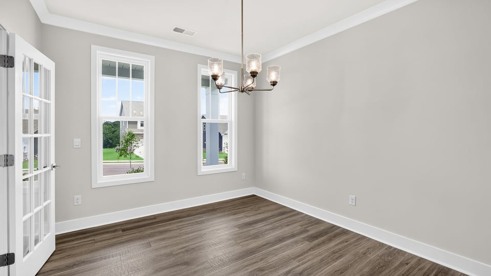 Flex room with window.