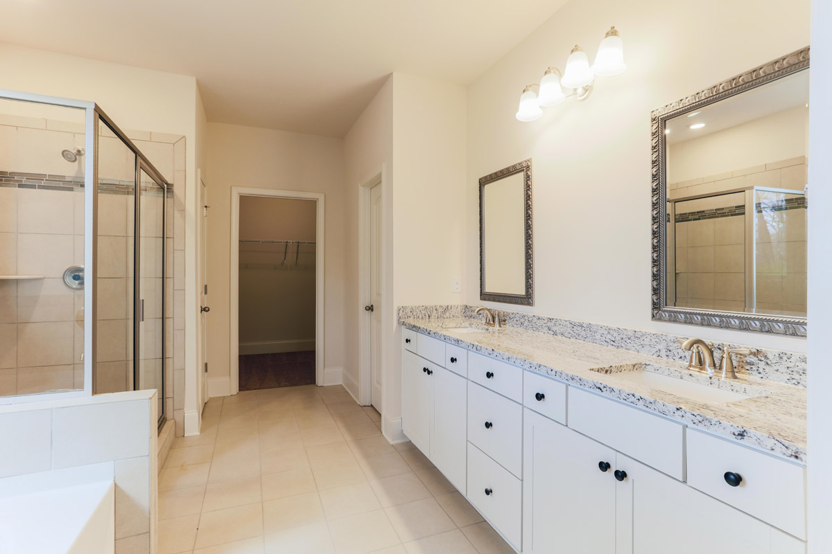 The Americana Primary Bathroom at Genesee in Newnan, Georgia