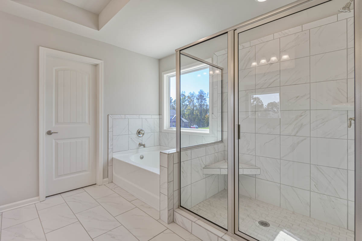 The Edinburgh Primary Bathroom at Genesee in Newnan, Georgia