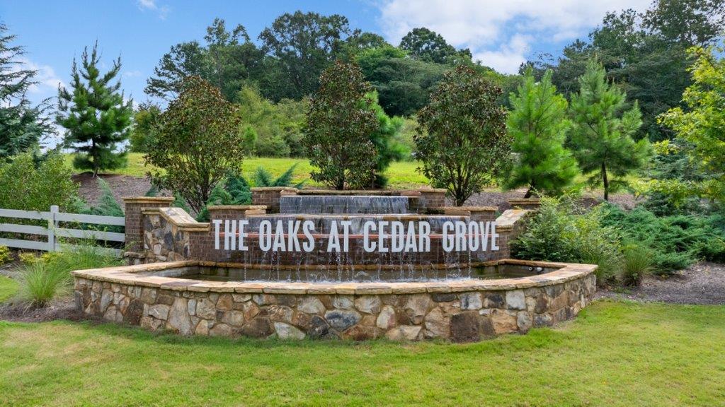 Oaks at Cedar Grove community sign