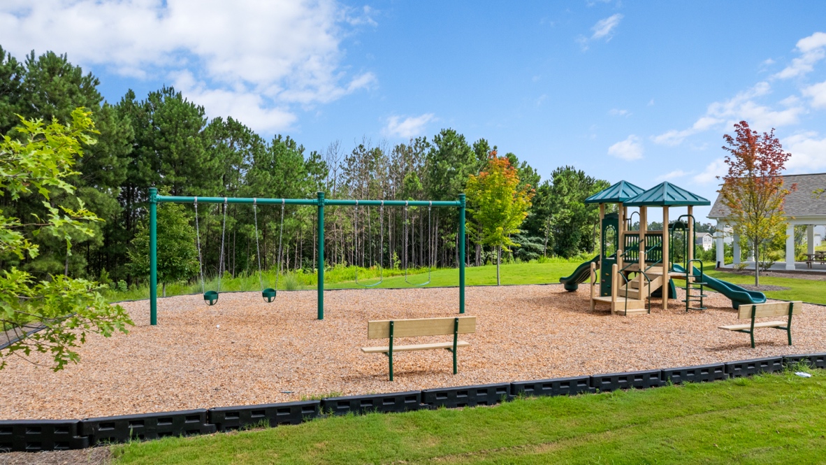 Oaks at Cedar Grove playground