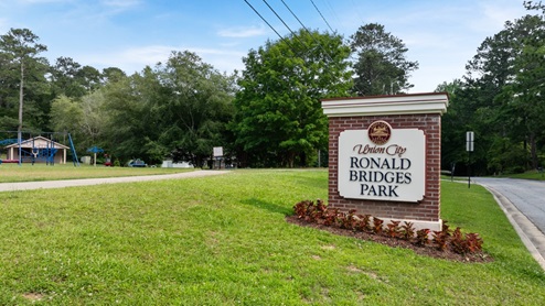 Creekview new home community