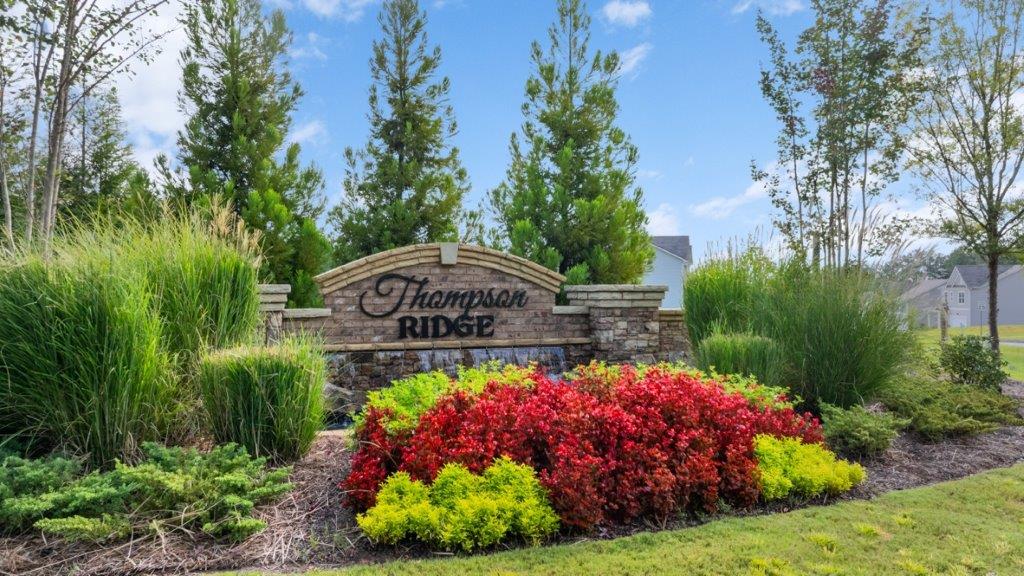thompson ridge front entrance sign in dallas georgia