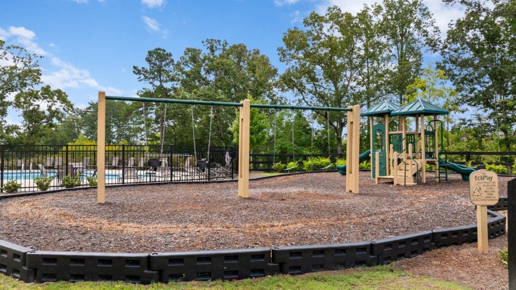 thompson ridge swing set