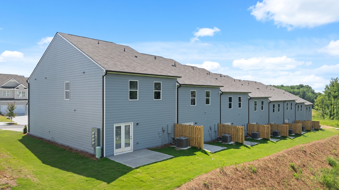 Rear exterior view of the Sudbury floorplan at Rolling Meadows
