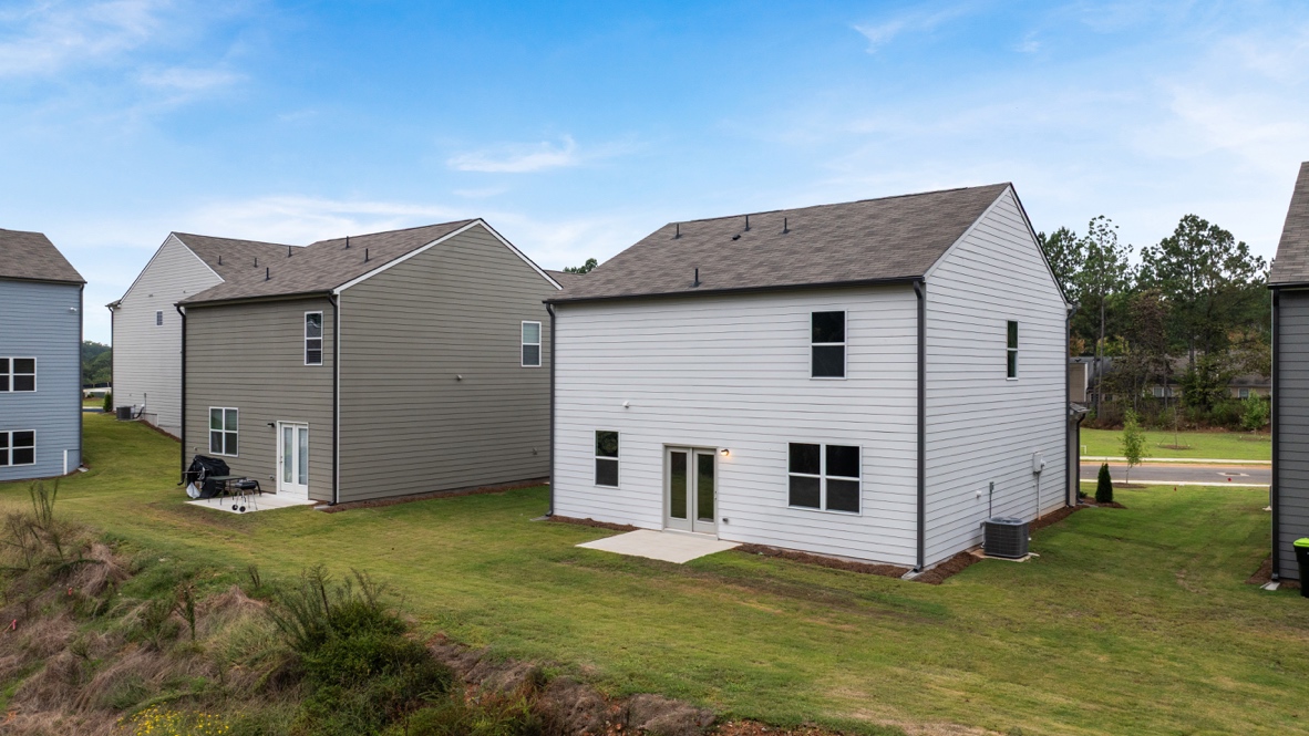 Exterior of the Belhaven floorplan at Pointe Park in Union City, GA