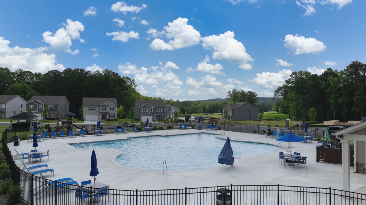 Northwoods at Mirror Lake community pool