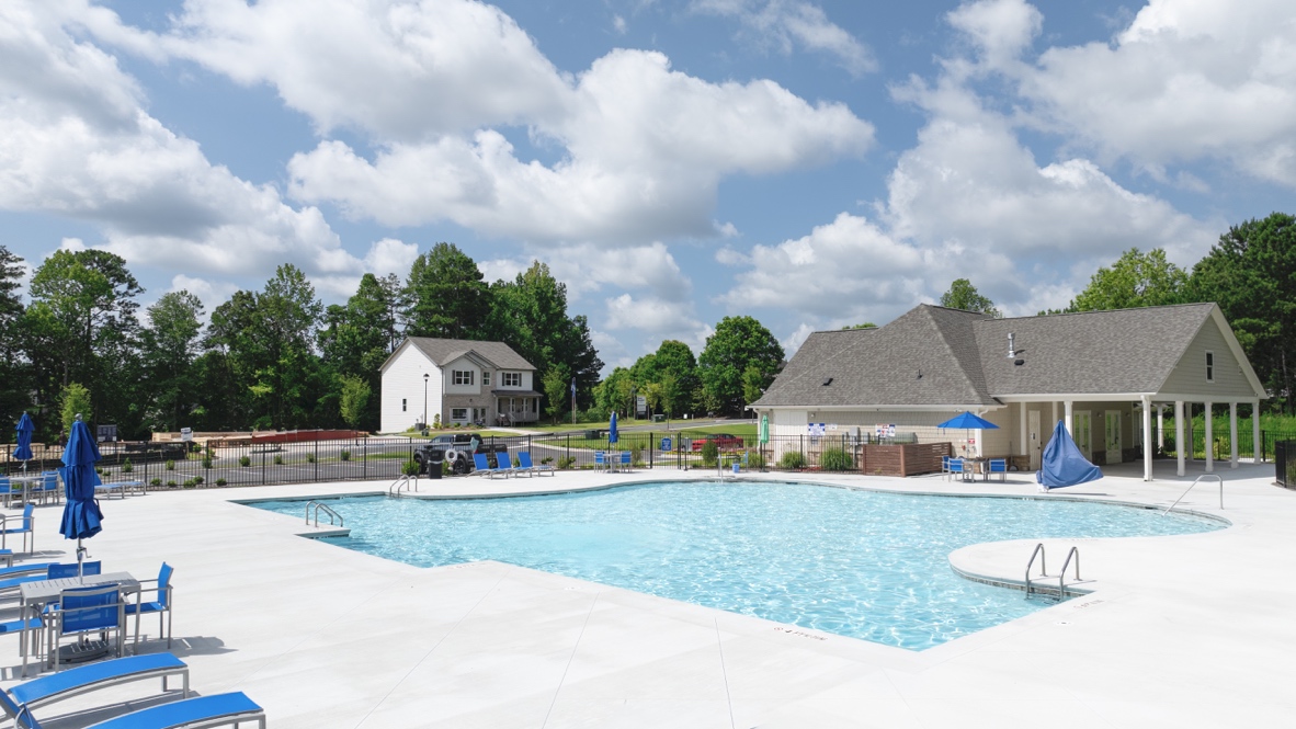 Northwoods at Mirror Lake community pool