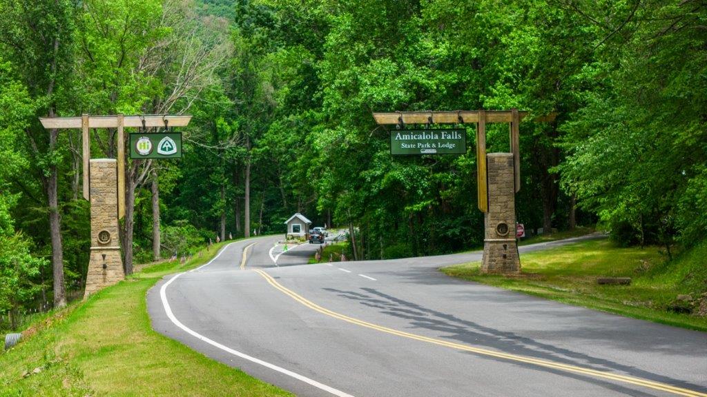 Amicalola Falls entrance