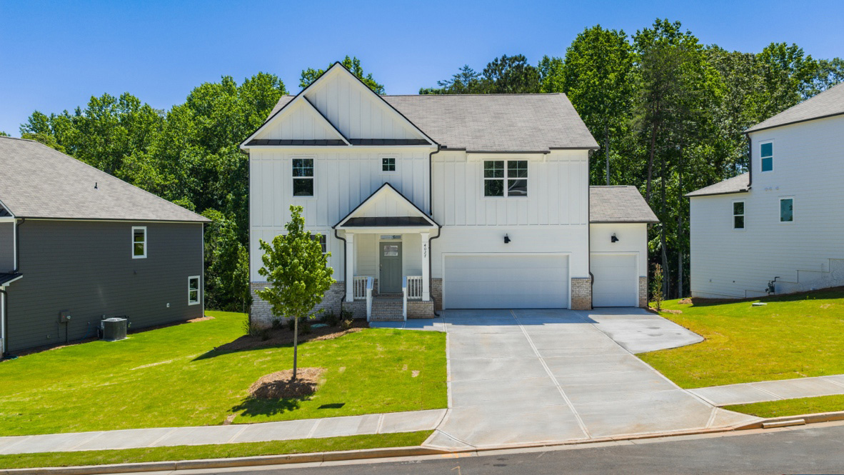Front exterior of the Halton floorplan at the Falcon landing community in Gainesville, GA