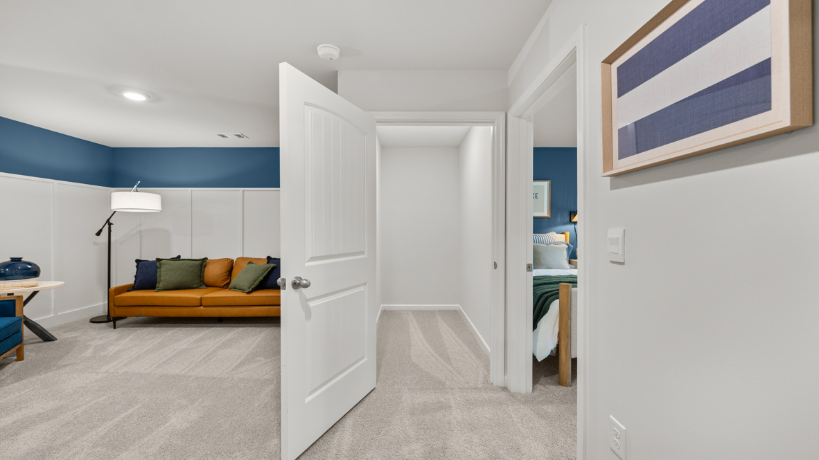 Interior upstairs loft area open to staircase