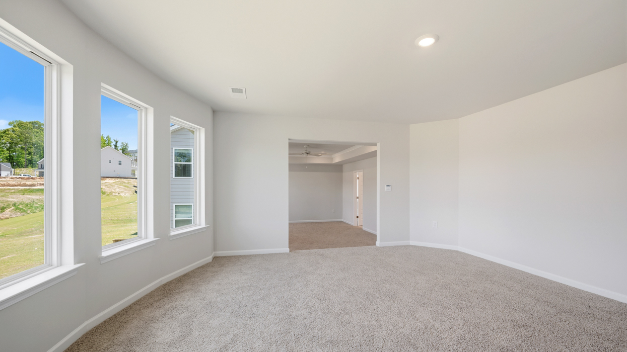 primary bedroom sitting area