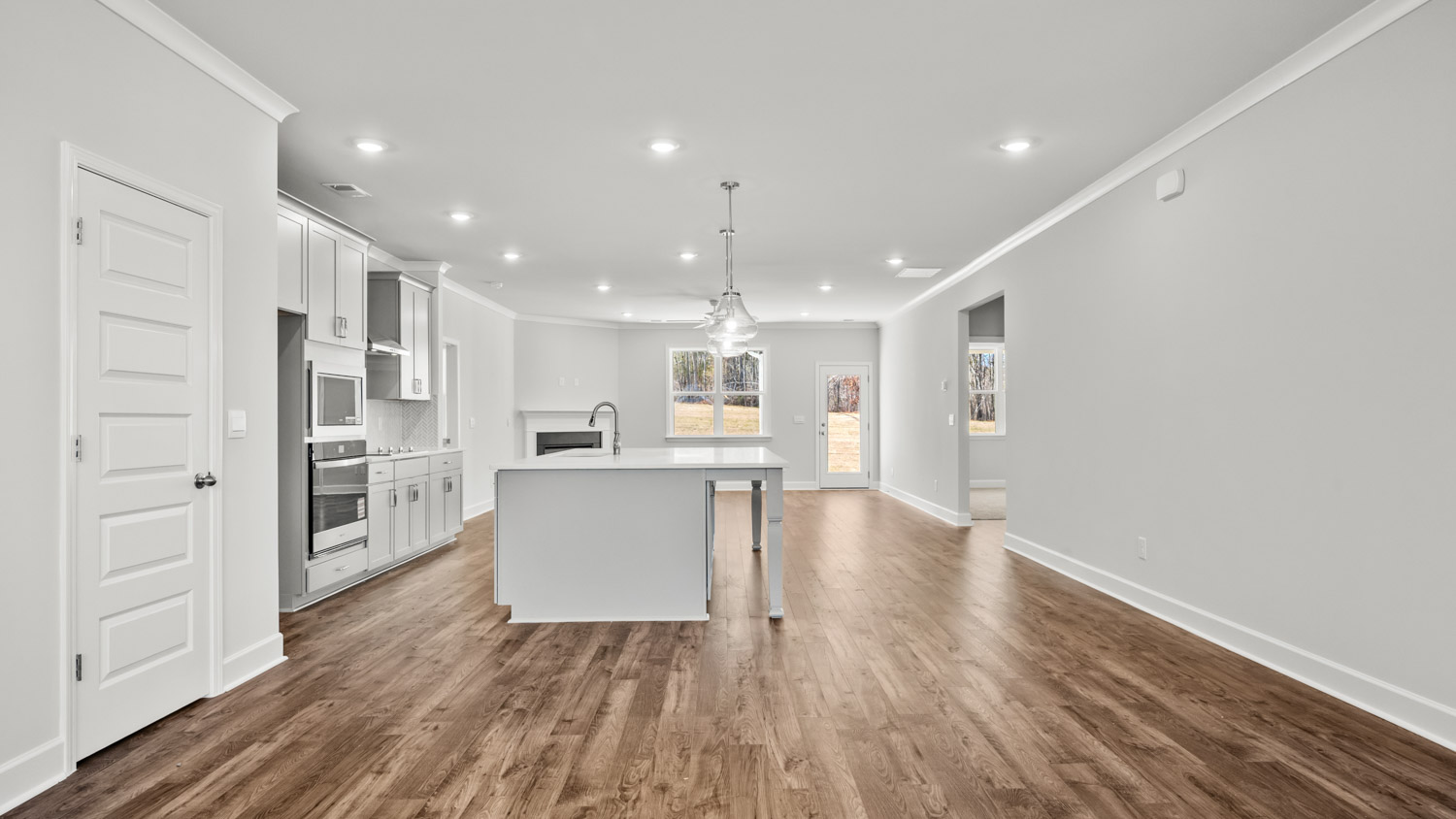 212 UMBER ROAD Interior