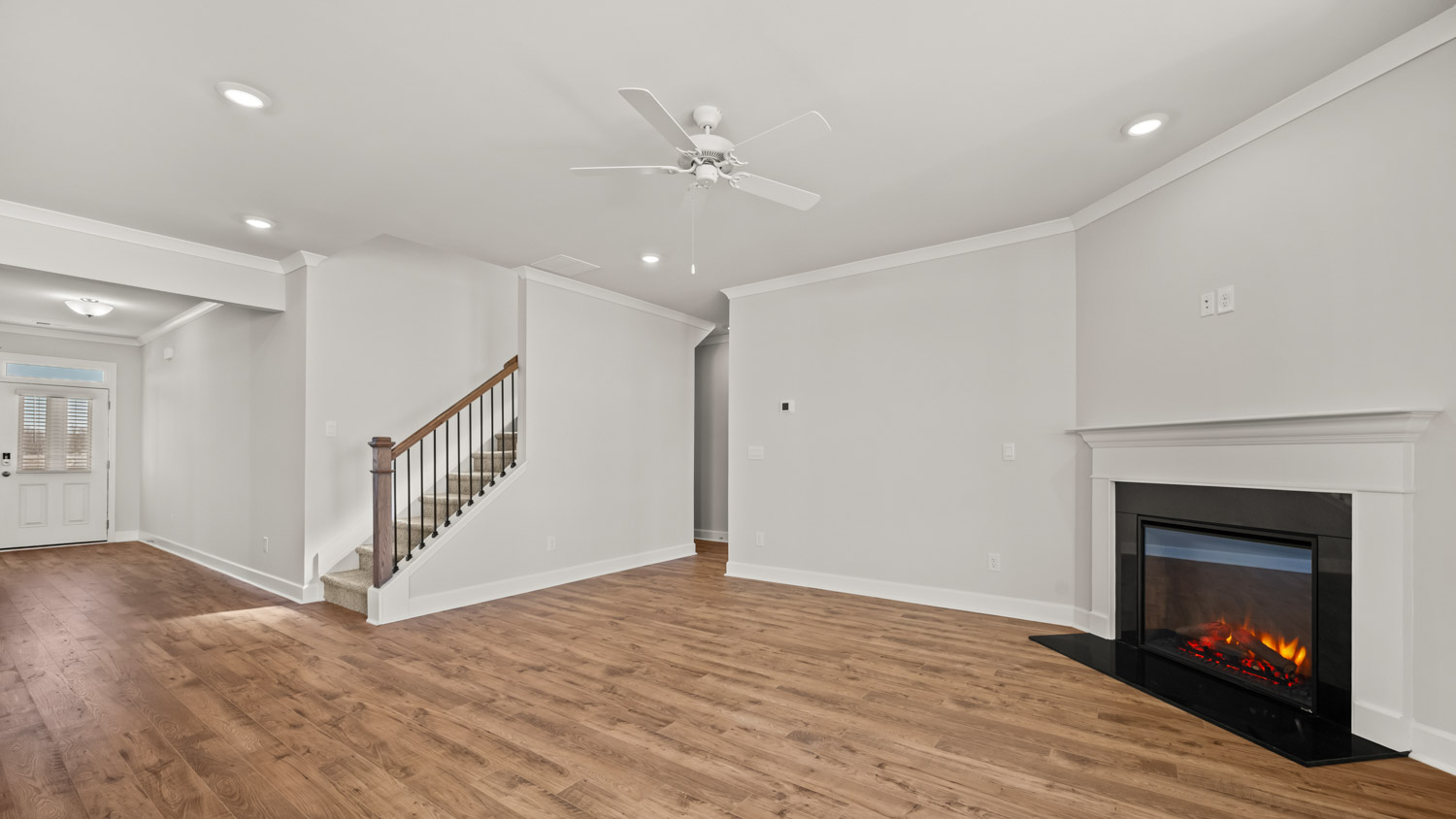 409 HAZEL DRIVE Interior