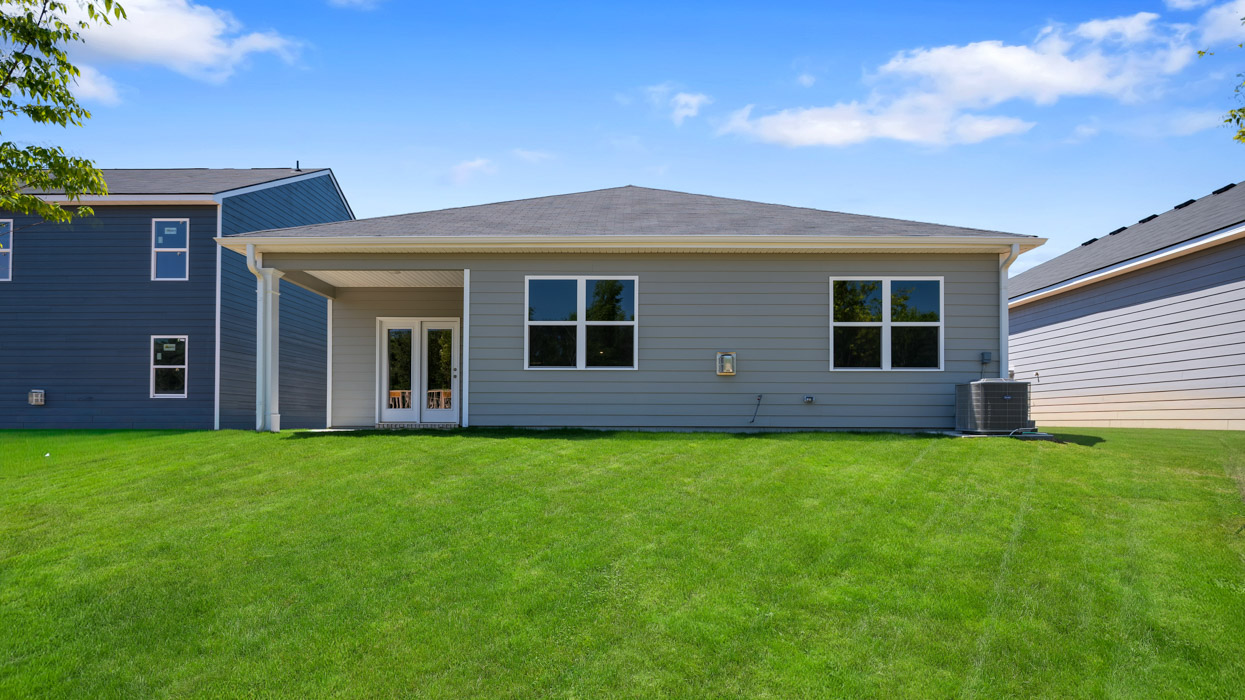 Cali Exterior Rear