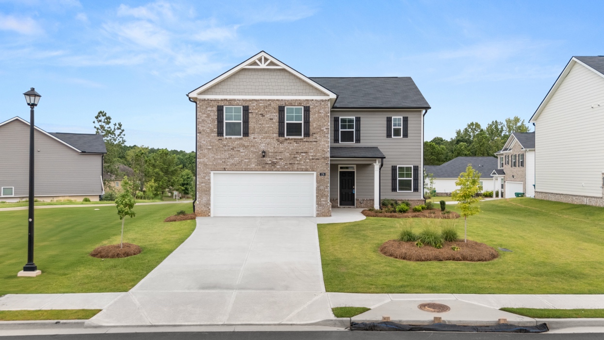 105 WHITE SPRUCE WAY exterior