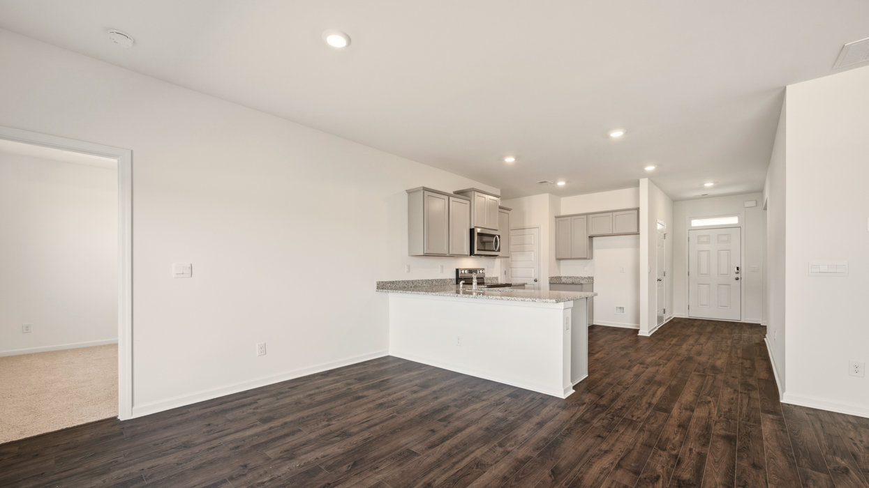 kitchen rom living room