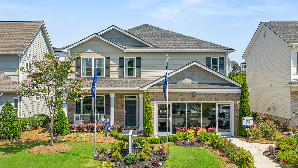 Twin Lakes Elle Model Front