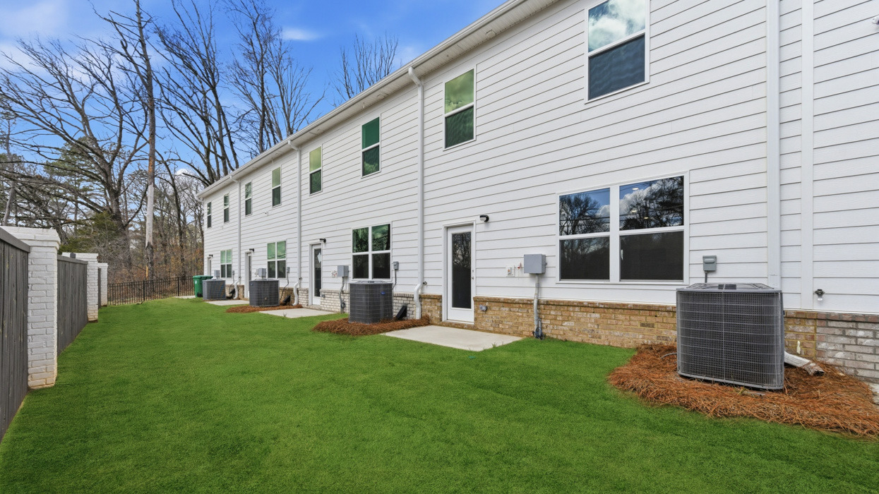 Pearson Exterior Rear