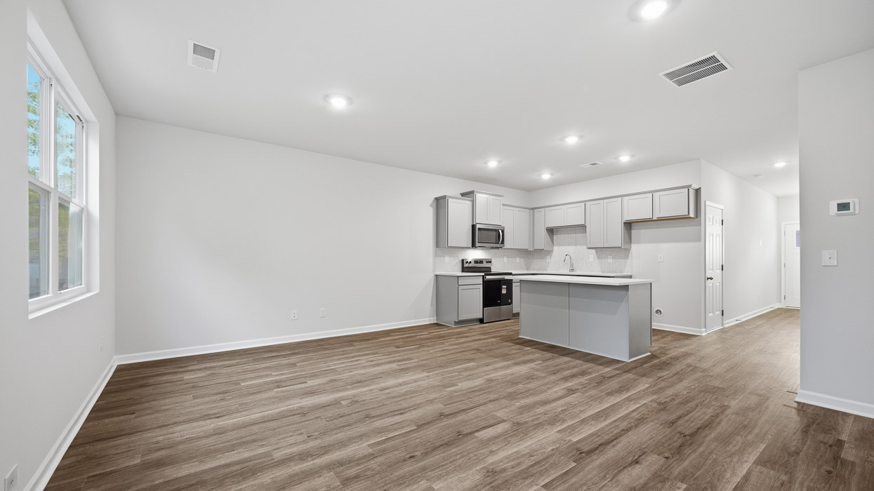 dining to kitchen