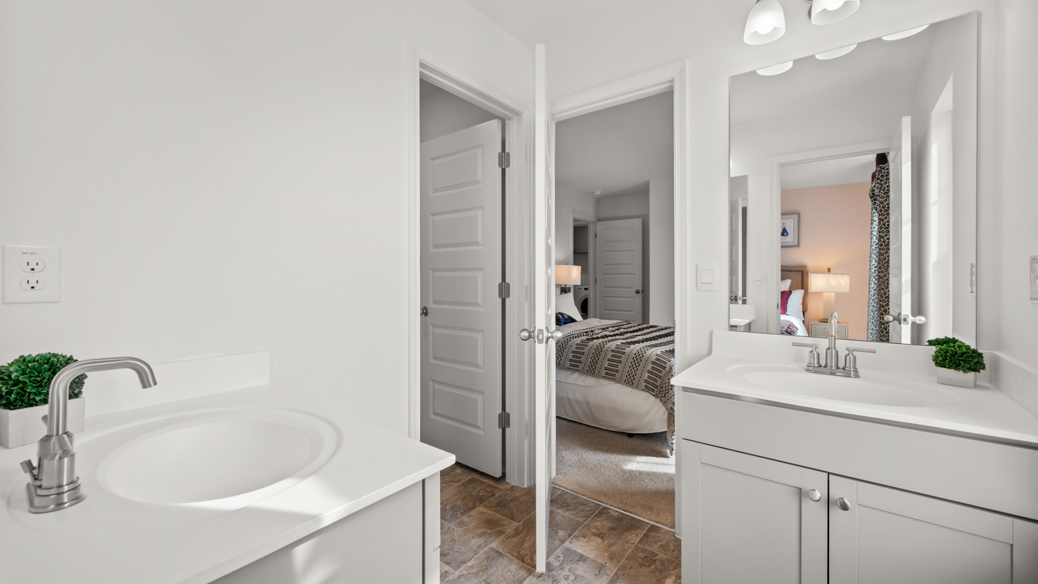 Savannah Model Interior