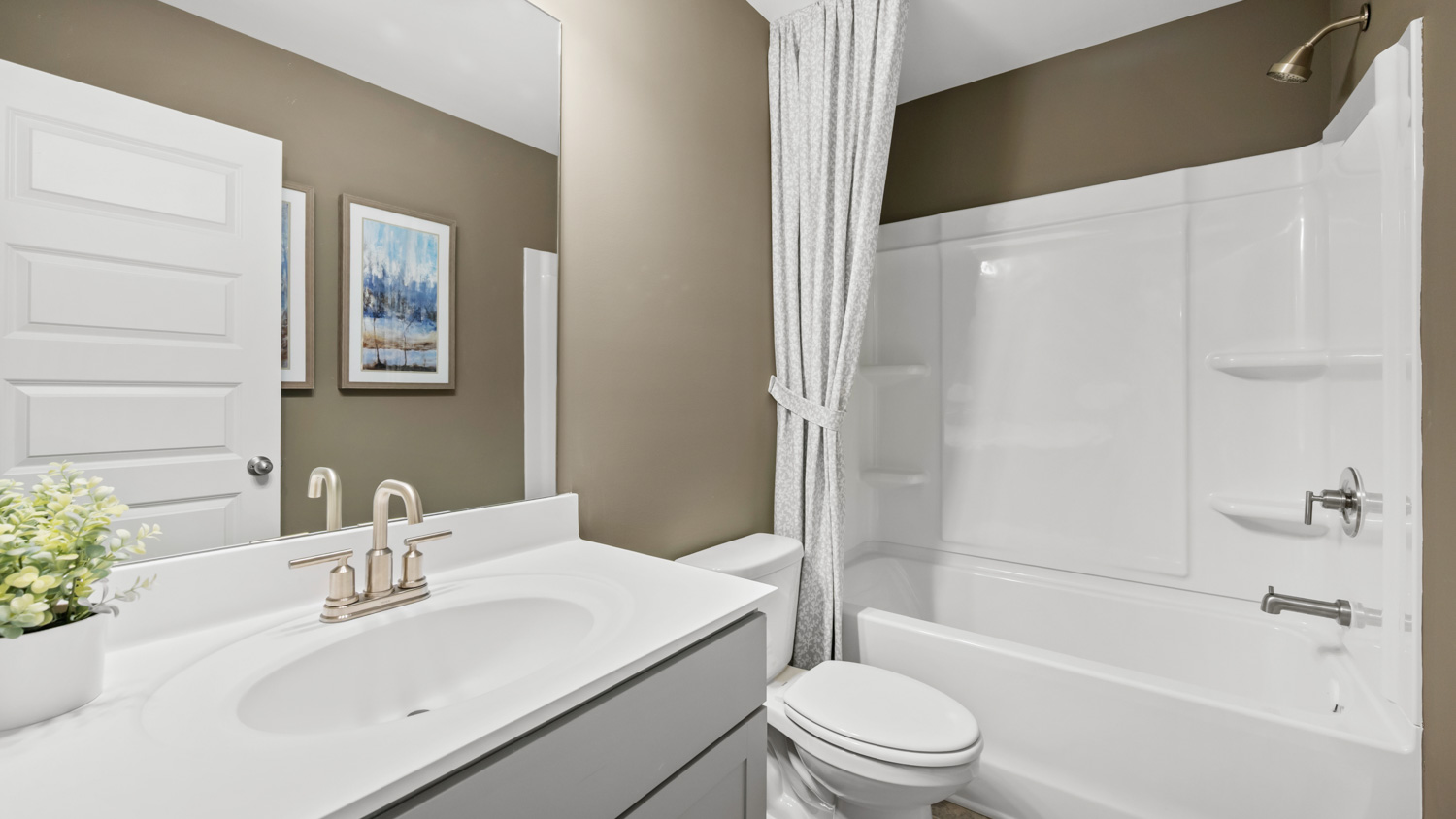 Savannah Model Interior