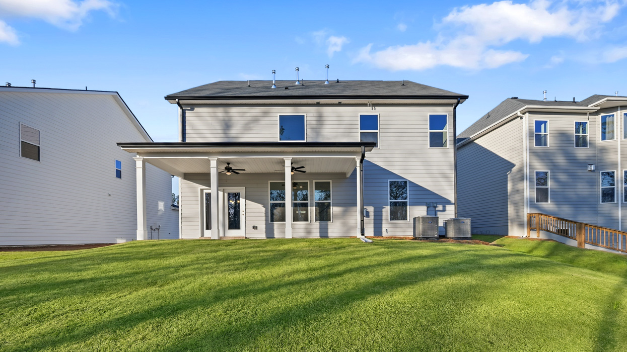 Summit Exterior Rear