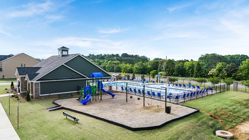 Gates at Pates Creek pool