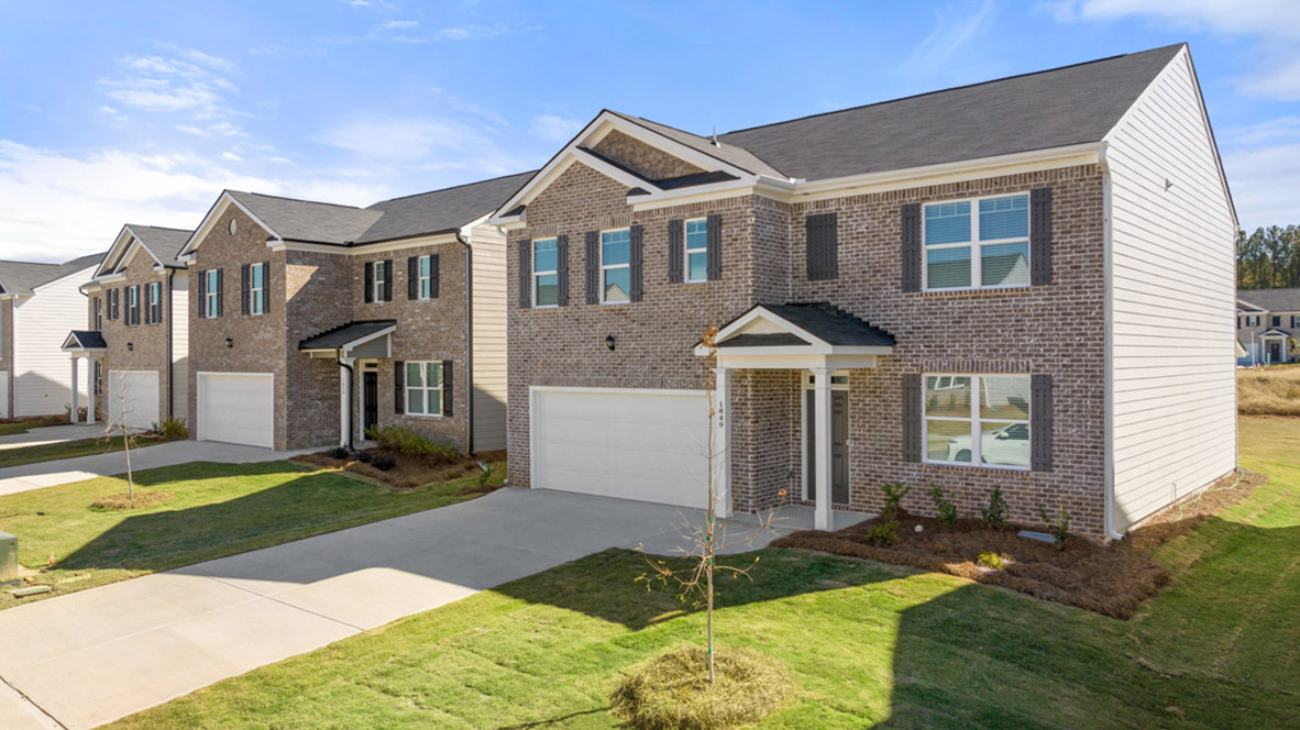 Available Home in The Gates at Pates Creek HAMPTON, GA D.R. Horton