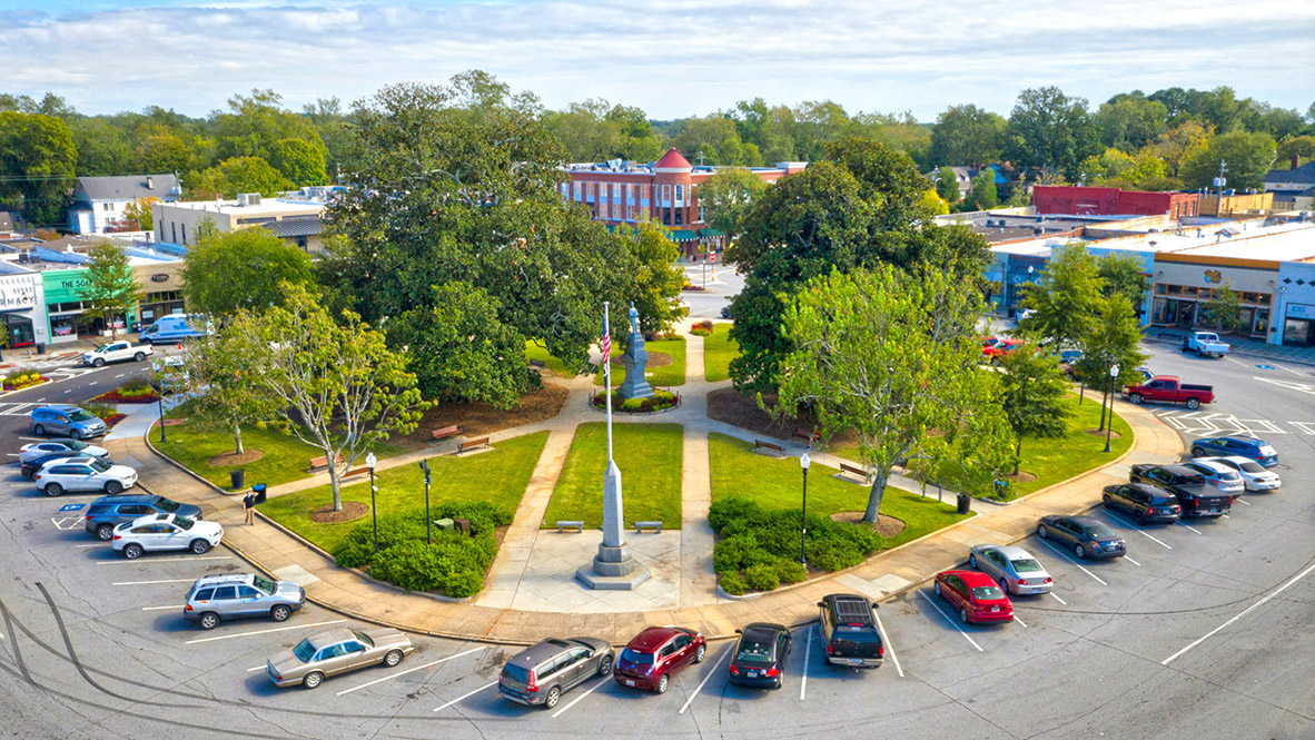 13262 TOLSTOY DRIVE SE