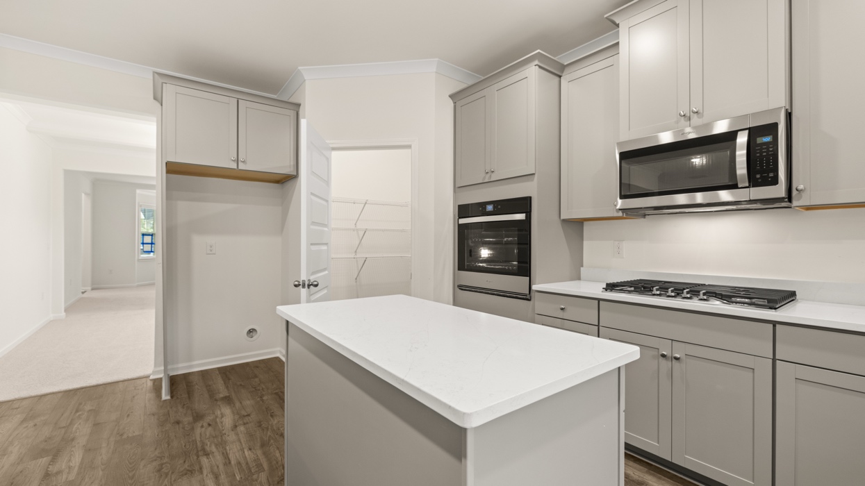 13593 WHITMAN LANE SE