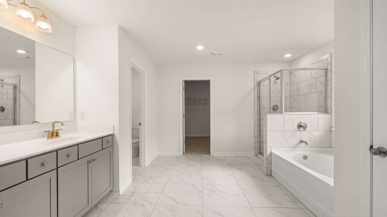 13593 WHITMAN LANE SE