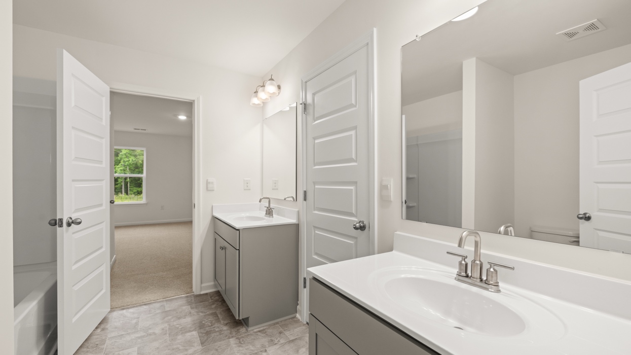 13593 WHITMAN LANE SE