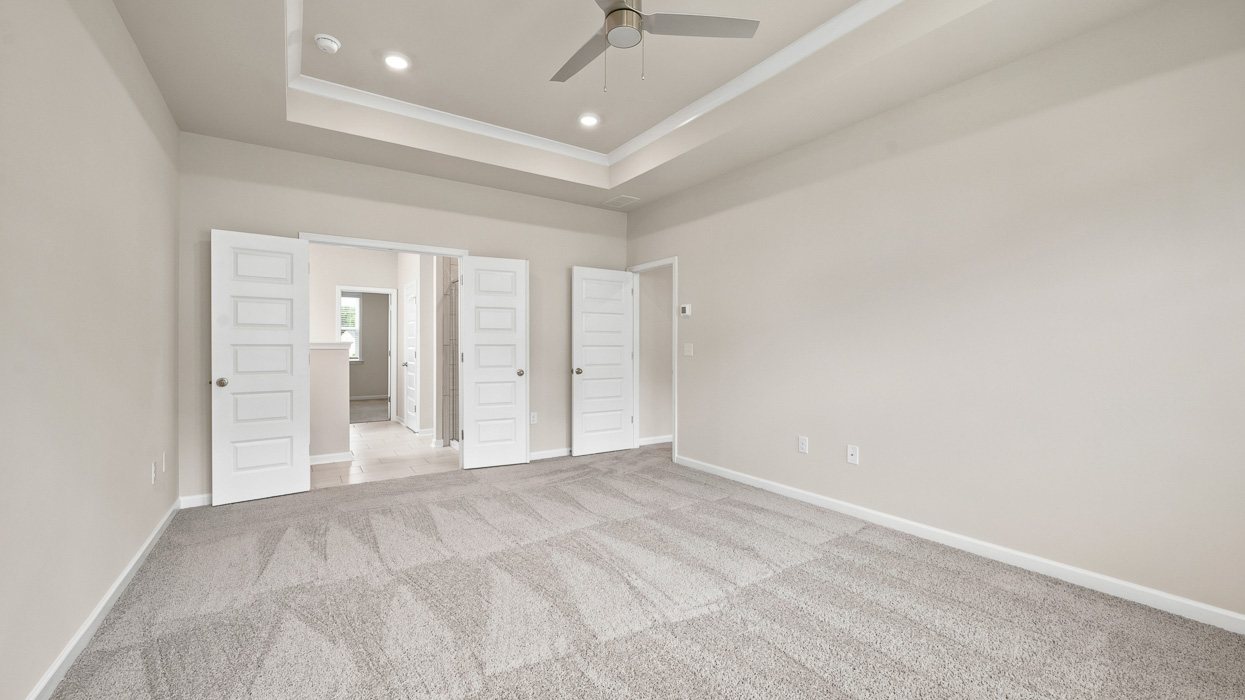 primary suite with natural light