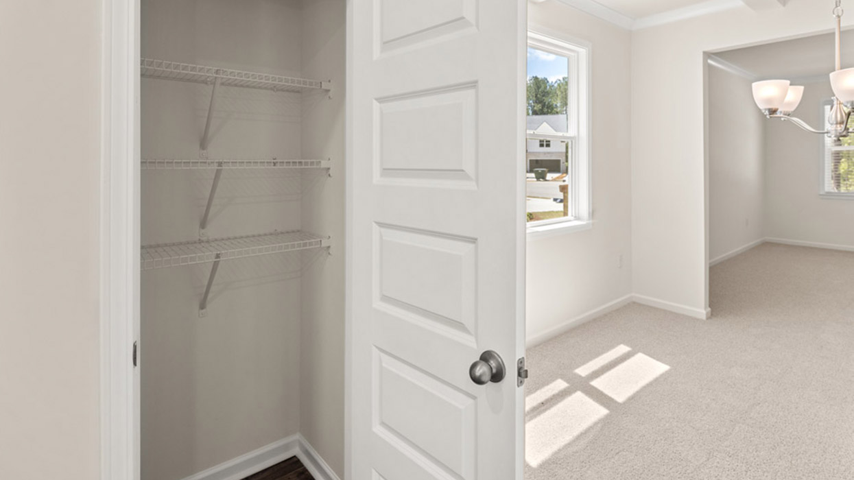 13610 WHITMAN LANE SE