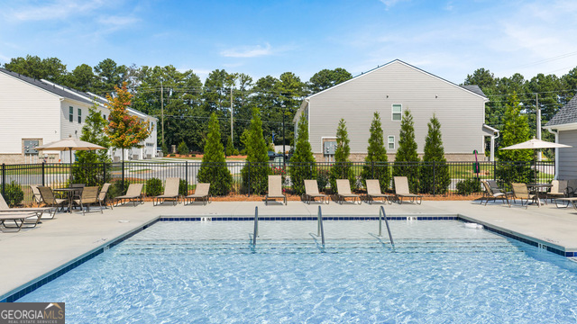 Community pool