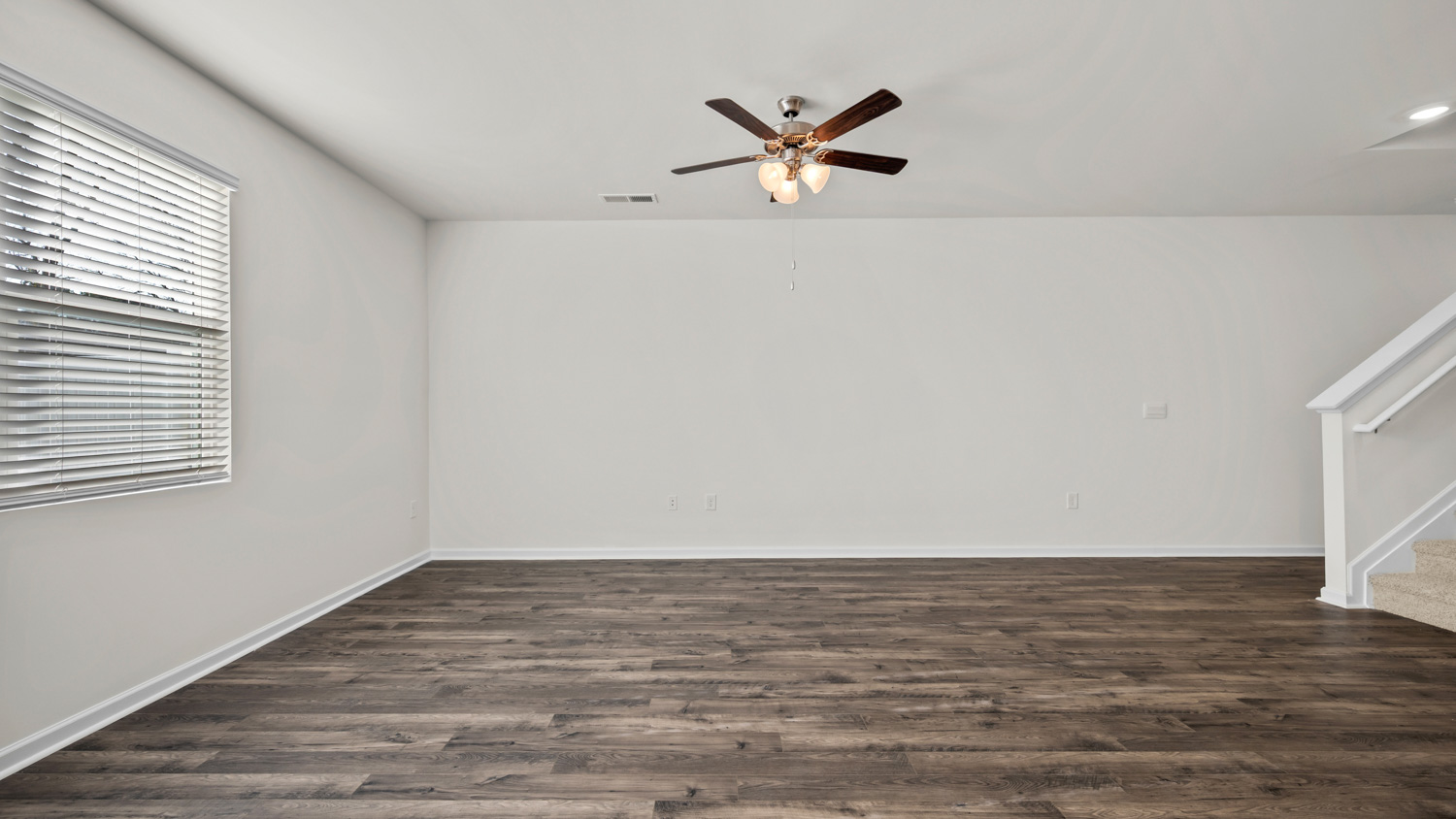 1404 GRAY BRANCH DRIVE Interior