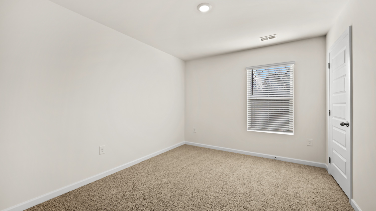 1404 GRAY BRANCH DRIVE Interior