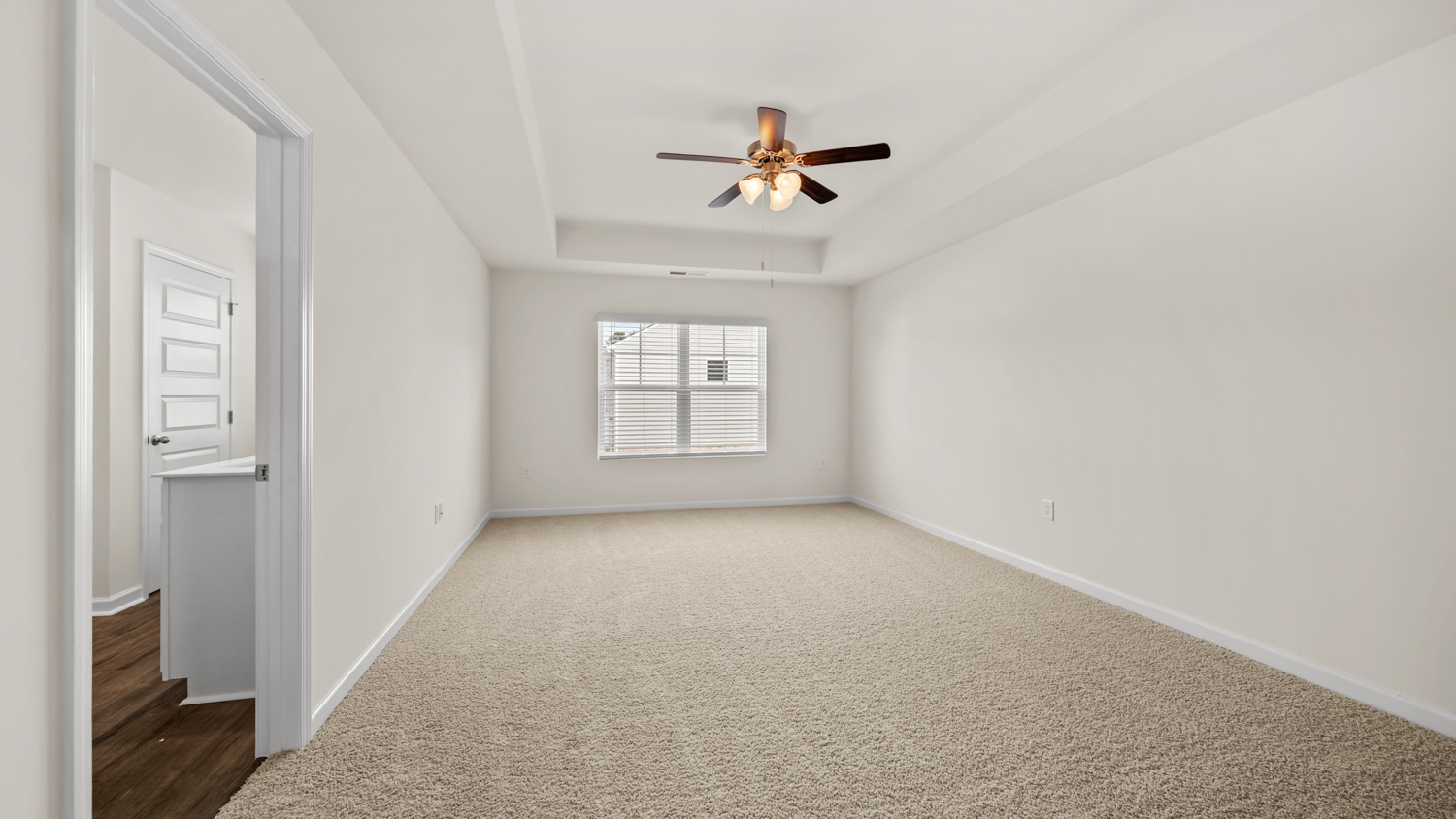 1404 GRAY BRANCH DRIVE Interior