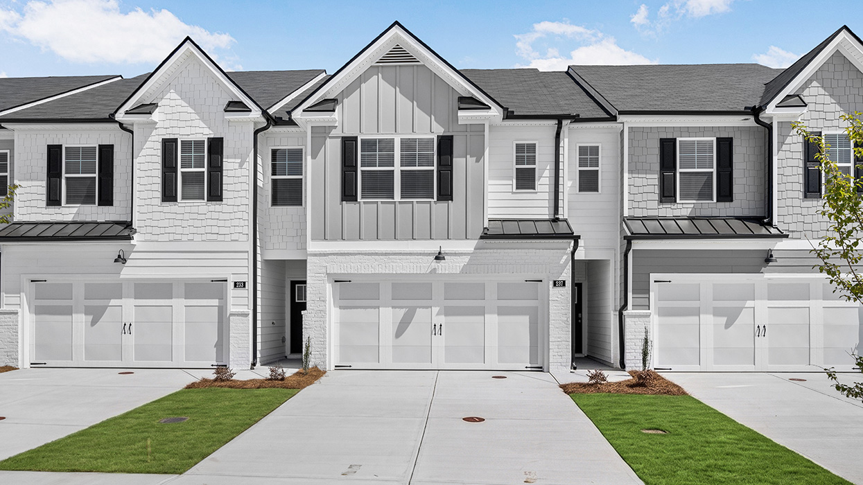 1302 Aura Lane exterior