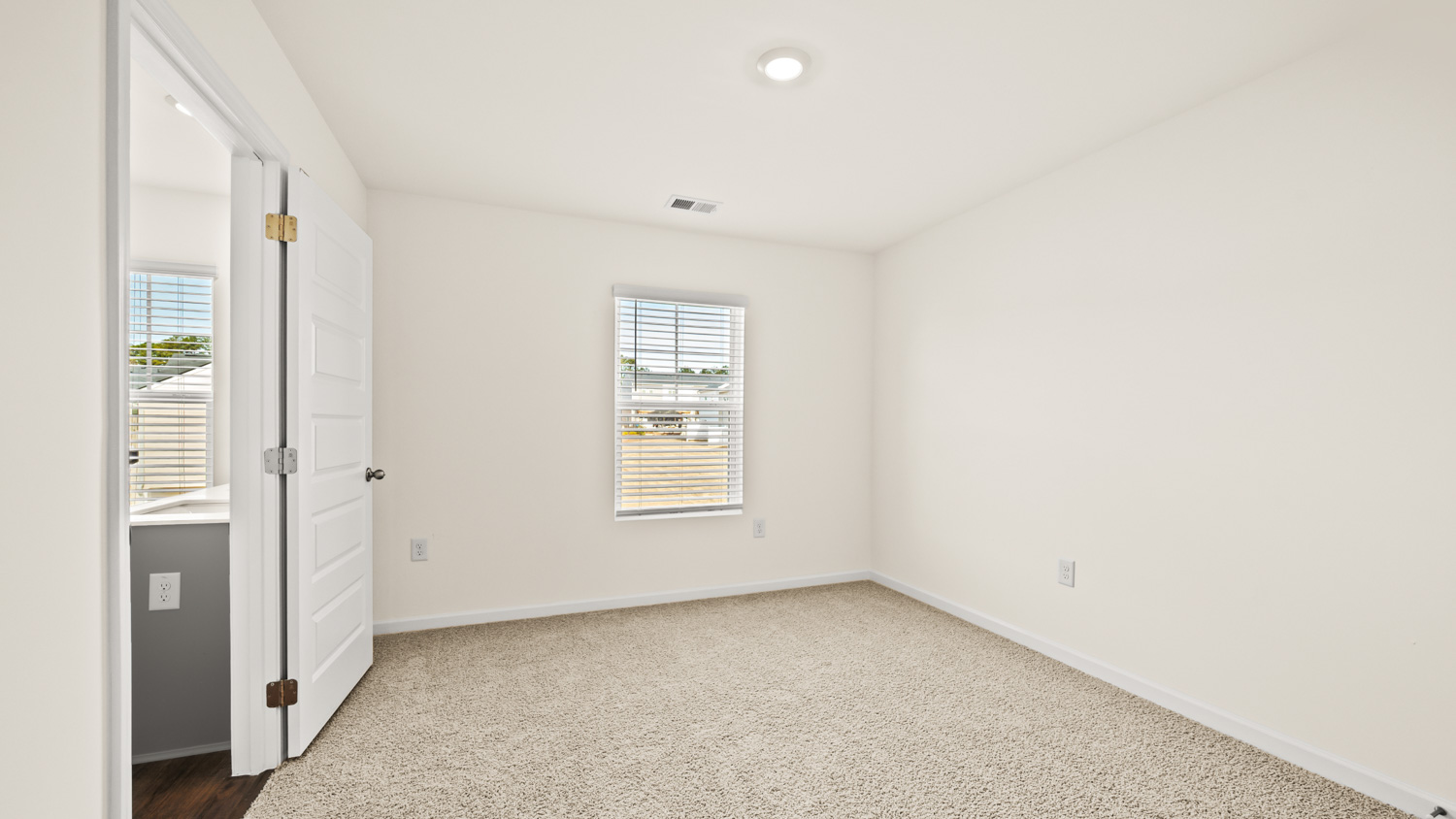 1410 GRAY BRANCH DRIVE Interior