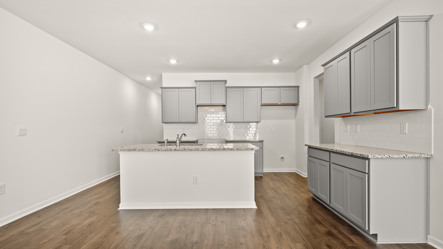 1410 GRAY BRANCH DRIVE Interior