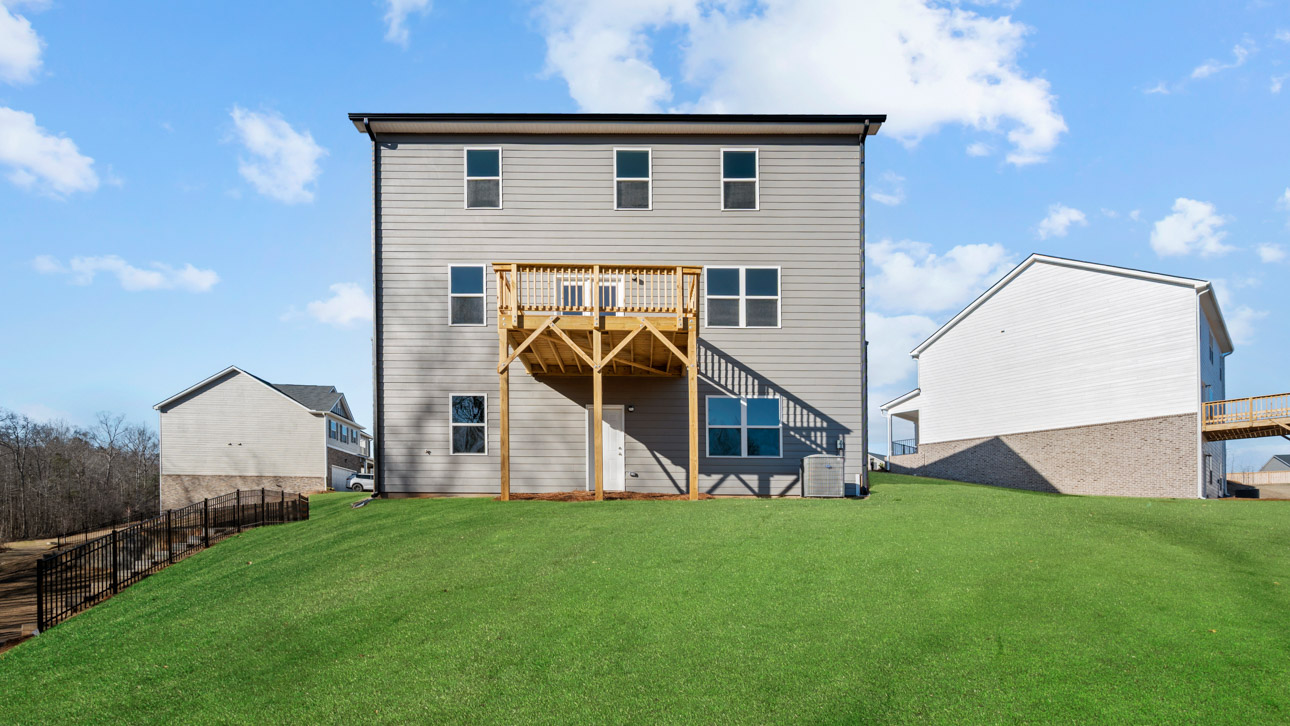 621 LOBELIA WAY Exterior Rear