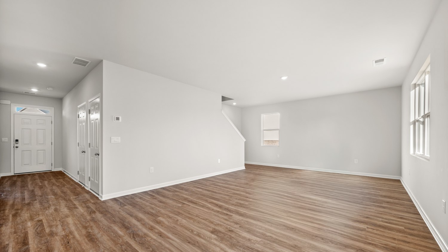 621 LOBELIA WAY Interior