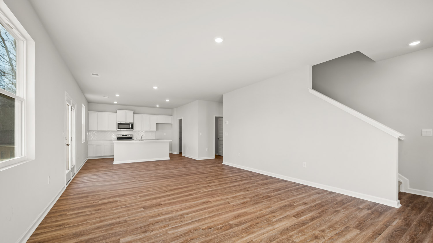 621 LOBELIA WAY Interior