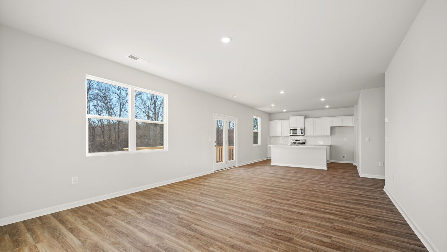 621 LOBELIA WAY Interior