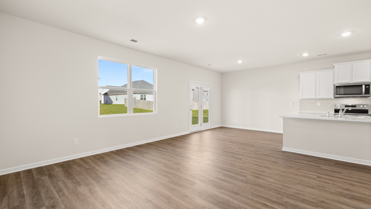 Elle Interior Dining Room & Kitchen