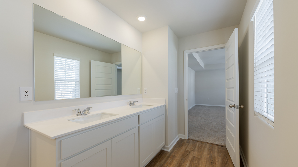 1591 OAKBROOK POND PLACE