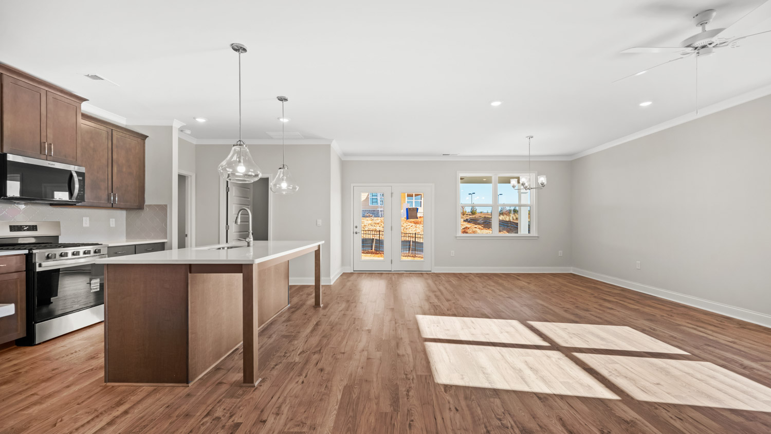 615 PARNASSUS ROAD Interior