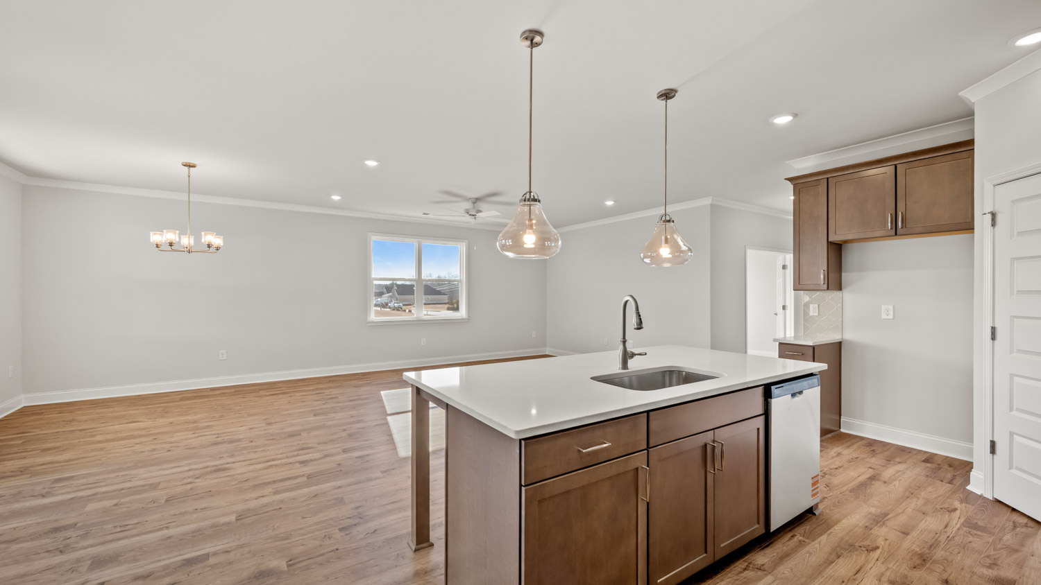 615 PARNASSUS ROAD Interior